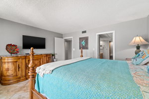 11619 Front Beach Rd, Panama City Beach, FL 32407, USA Photo 10