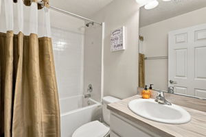  Photo 30