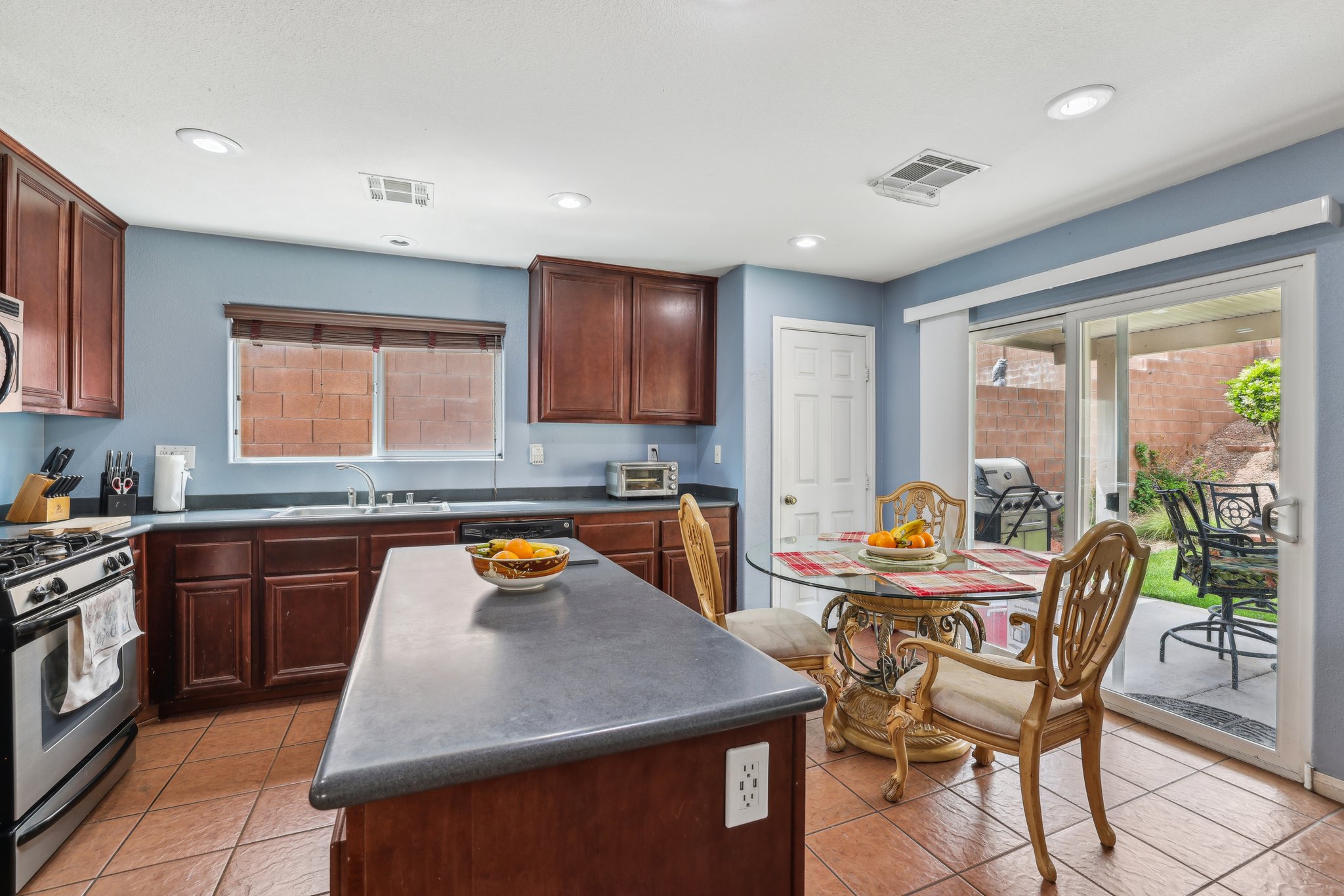 Longhirst Hall Ln-0105-010.jpg
