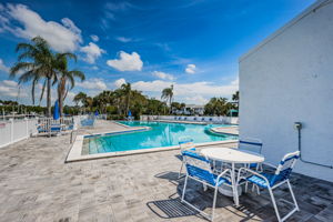 Clubhouse and Pool1h