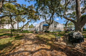 Pool2 Grilling Area2