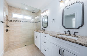 Master Bathroom1a