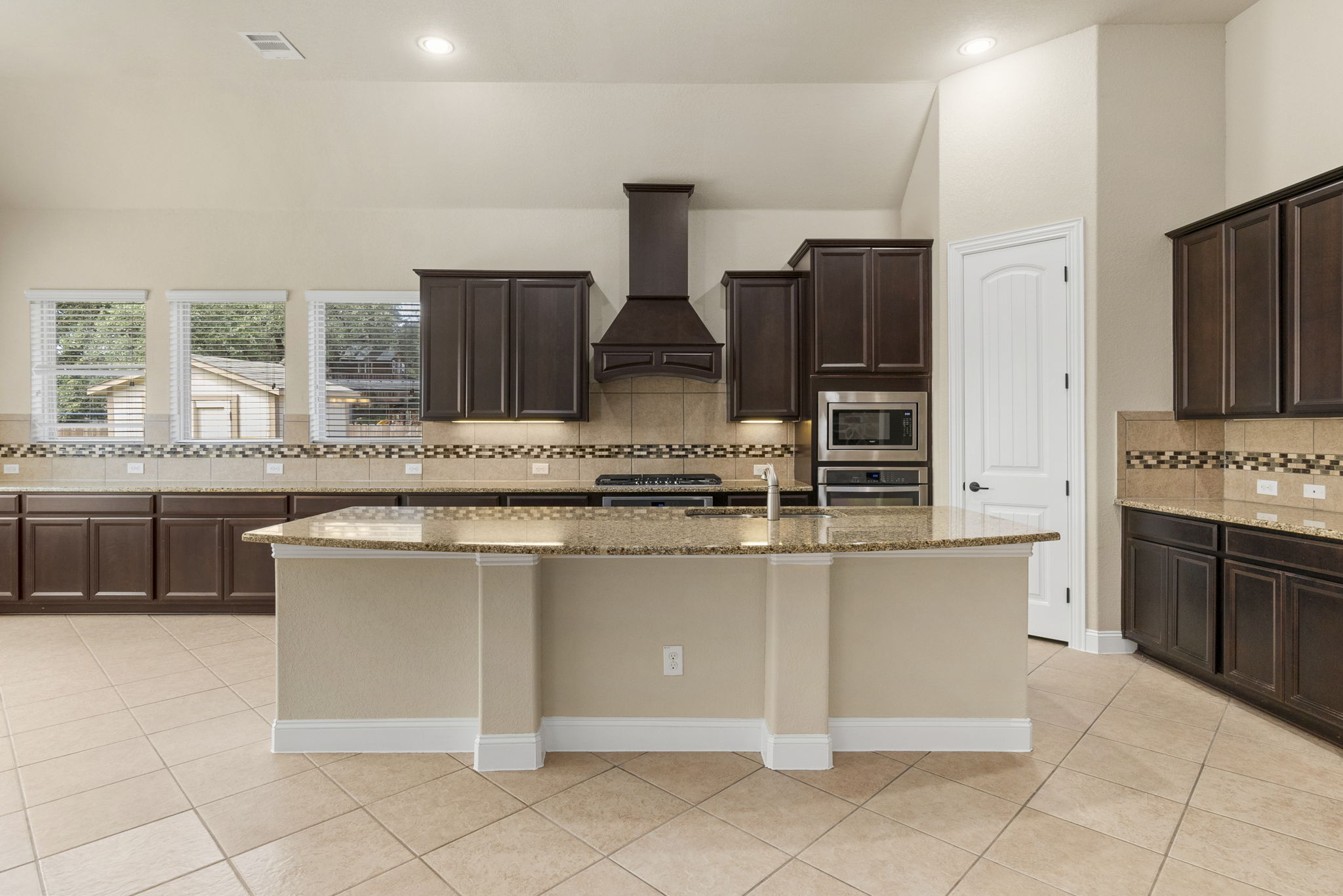 10 foot Kitchen Island