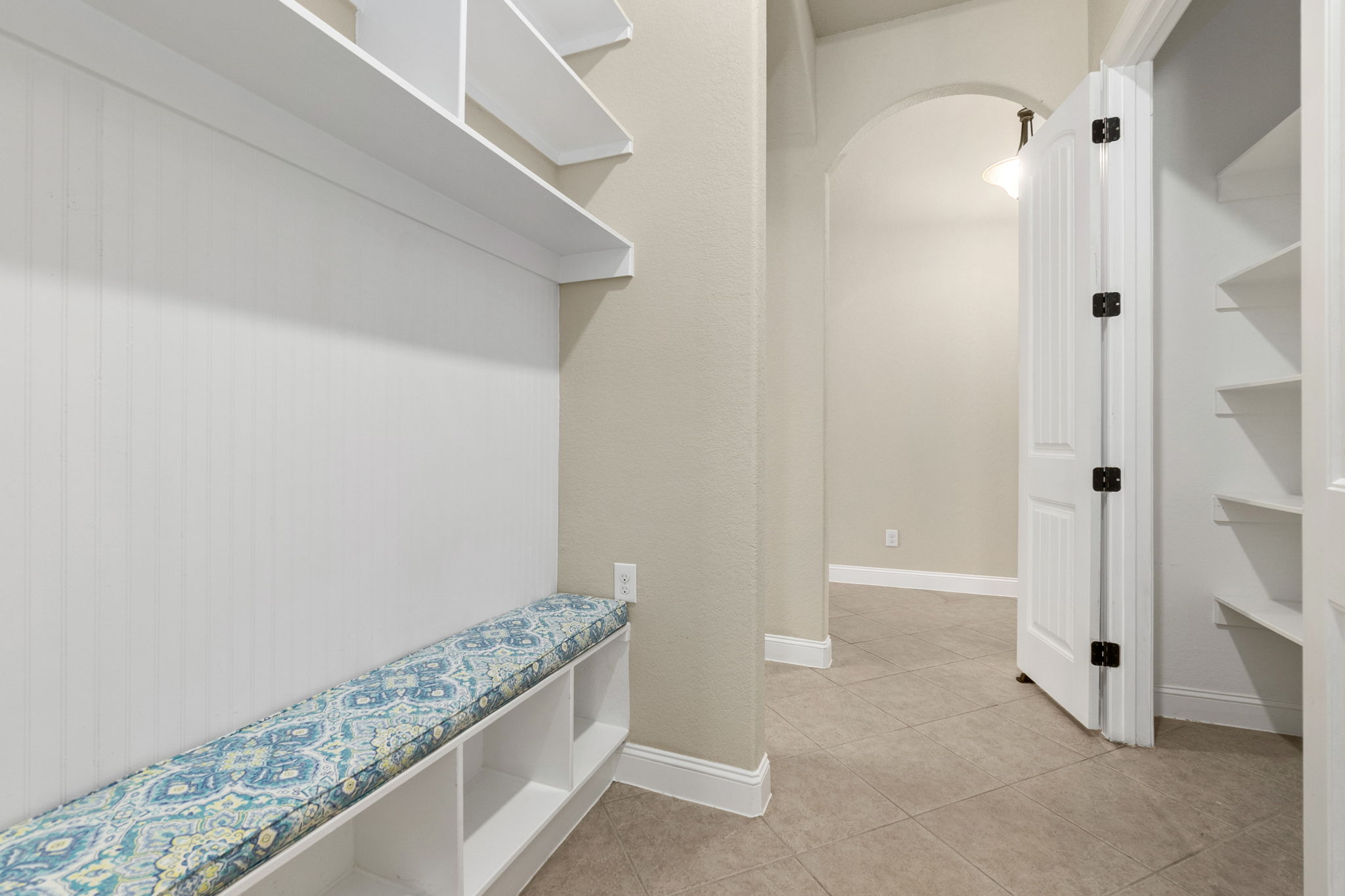 Garage Entry to Mud Room How Convenient