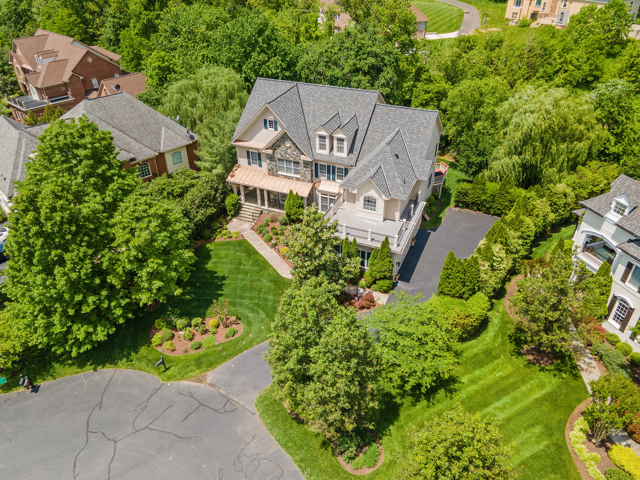 11629 Cedar Chase Rd, Herndon, VA 20170, USA Photo 4