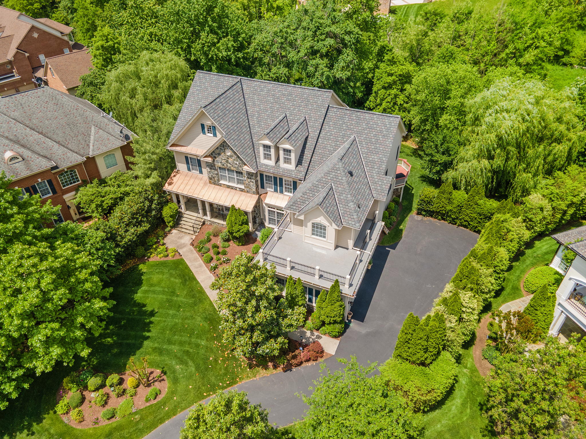 11629 Cedar Chase Rd, Herndon, VA 20170, USA Photo 5
