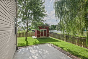  Photo 8