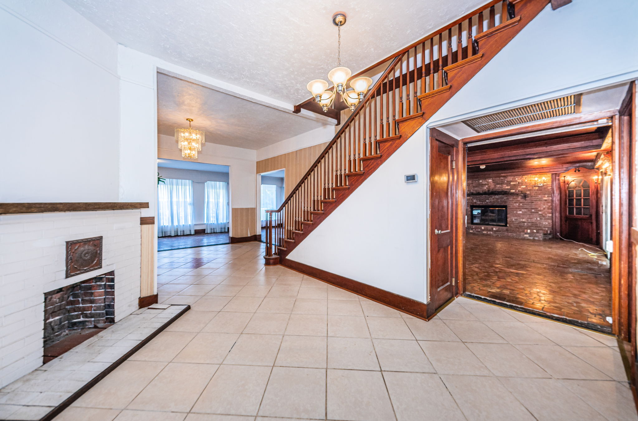 Dining Room2-2