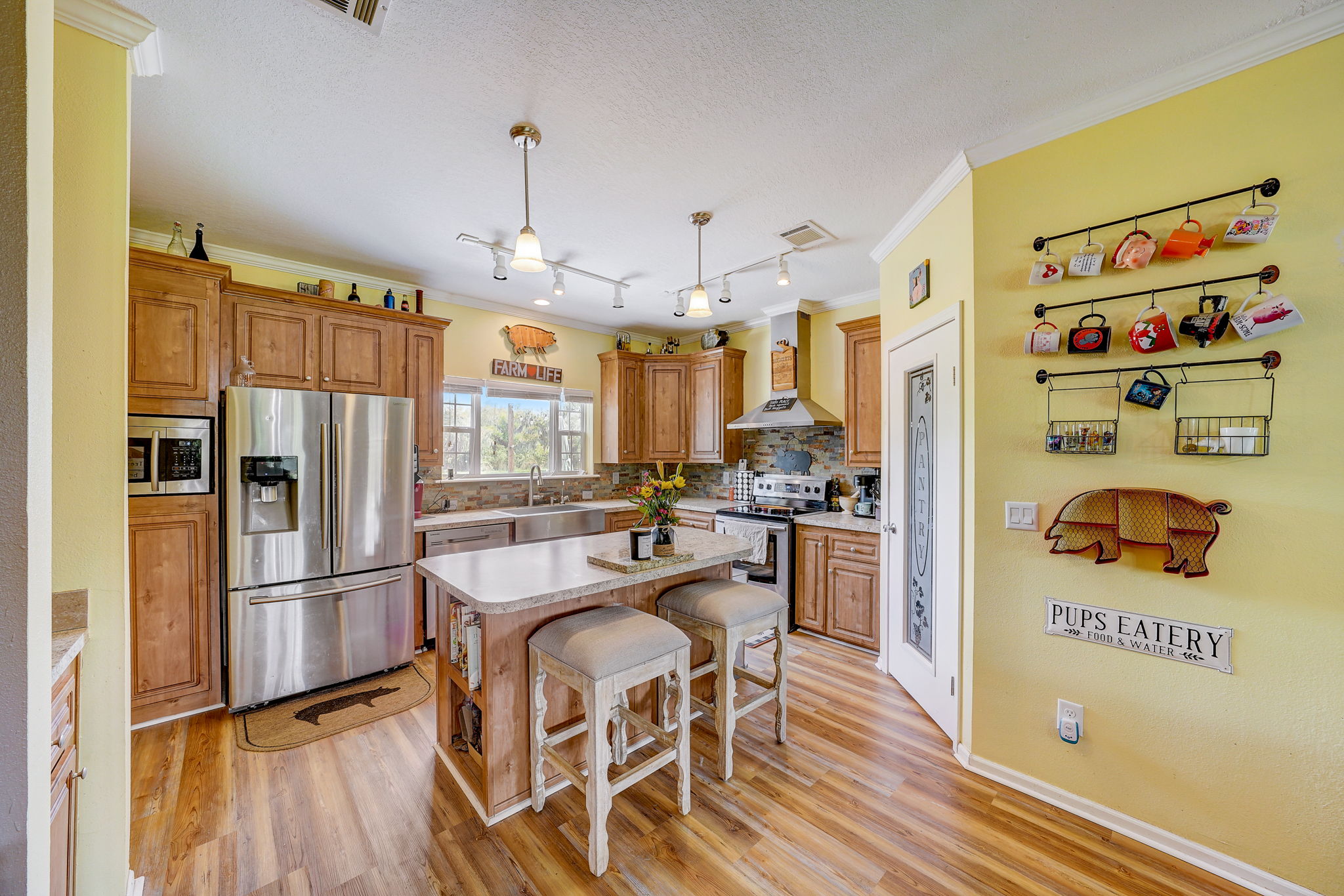 11634 Sumner Rd, Wimauma, FL 33598 ShowingTime+ Listing Media Services