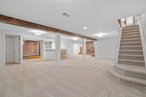  Photo 36