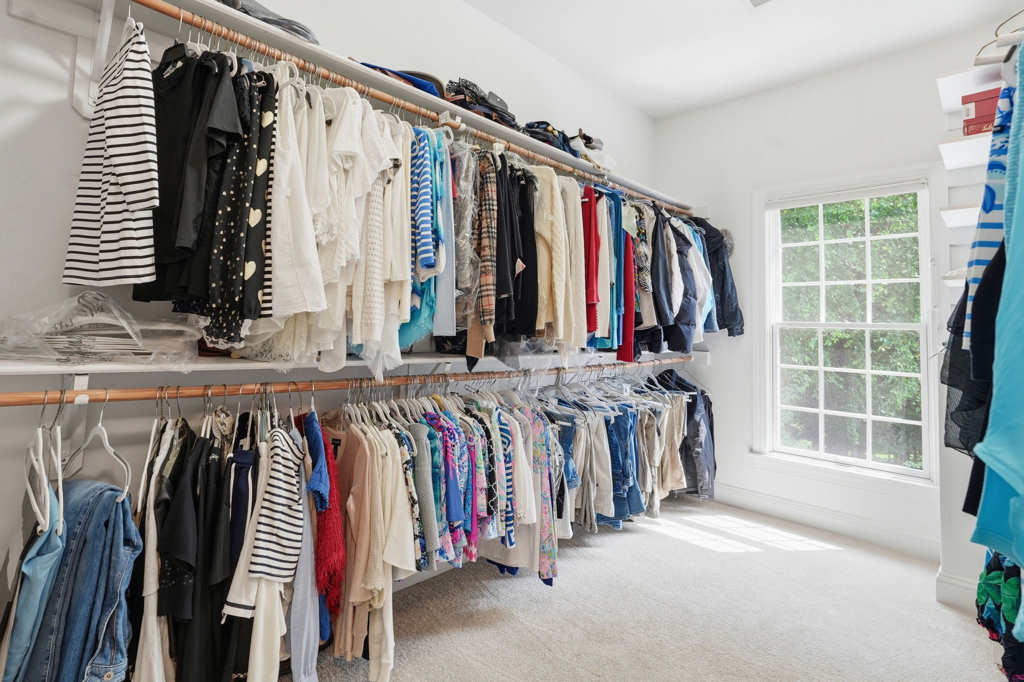 Walk-in Closet