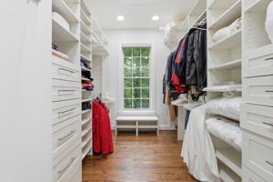 Walk-in Closet