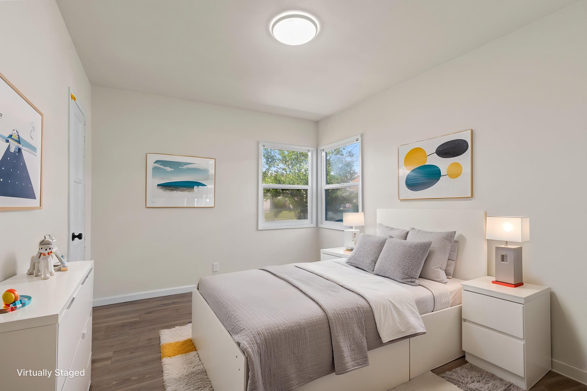 IMG_7519 virtually staged.jpeg