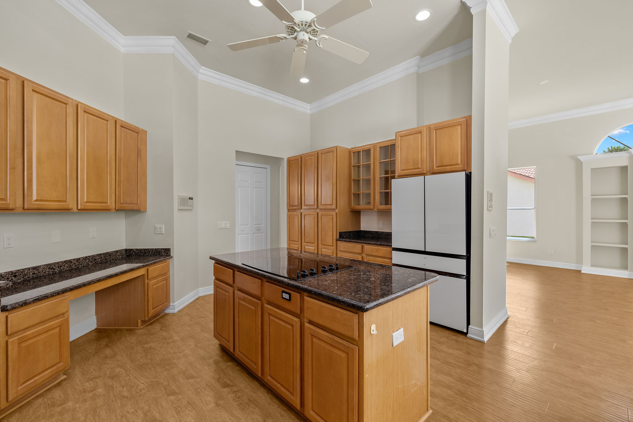 Kitchen 2 of 3