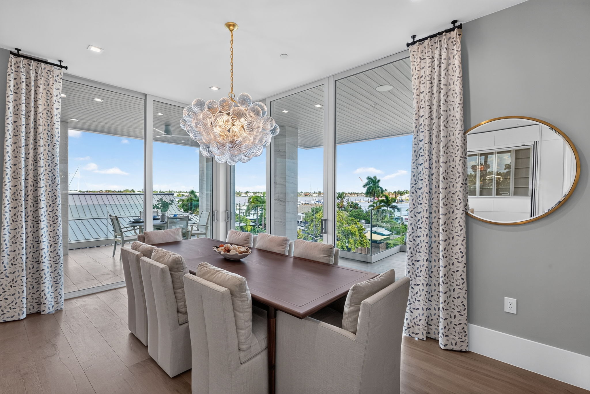 Dining Room 1 of 2