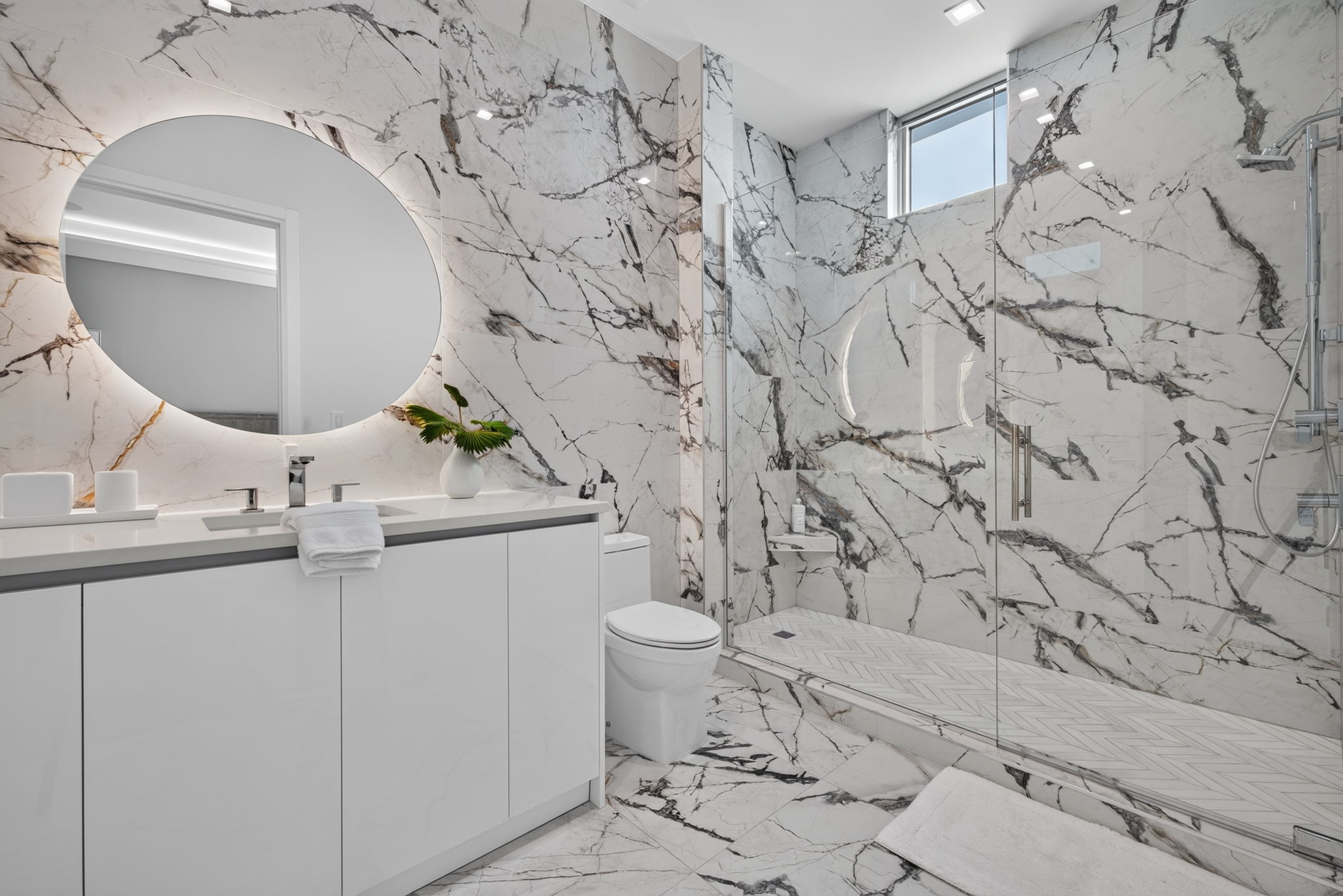 Guest Bathroom 3