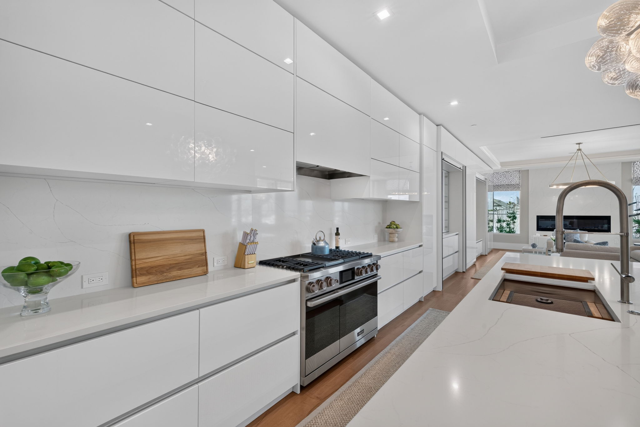 Kitchen 5 of 5
