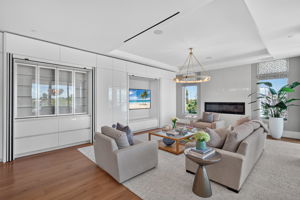 Living Room 2 of 5