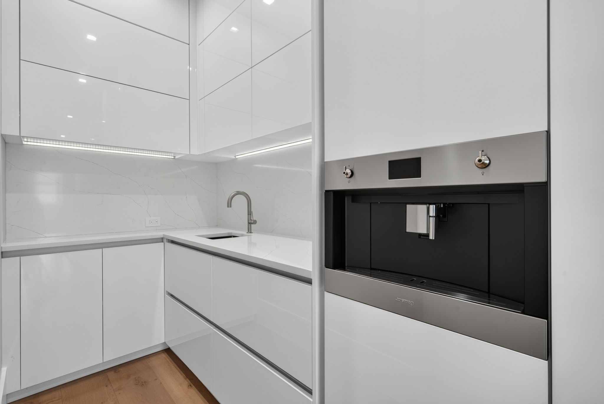 Kitchen 6 of 6