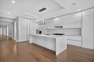 Kitchen 1 of 6