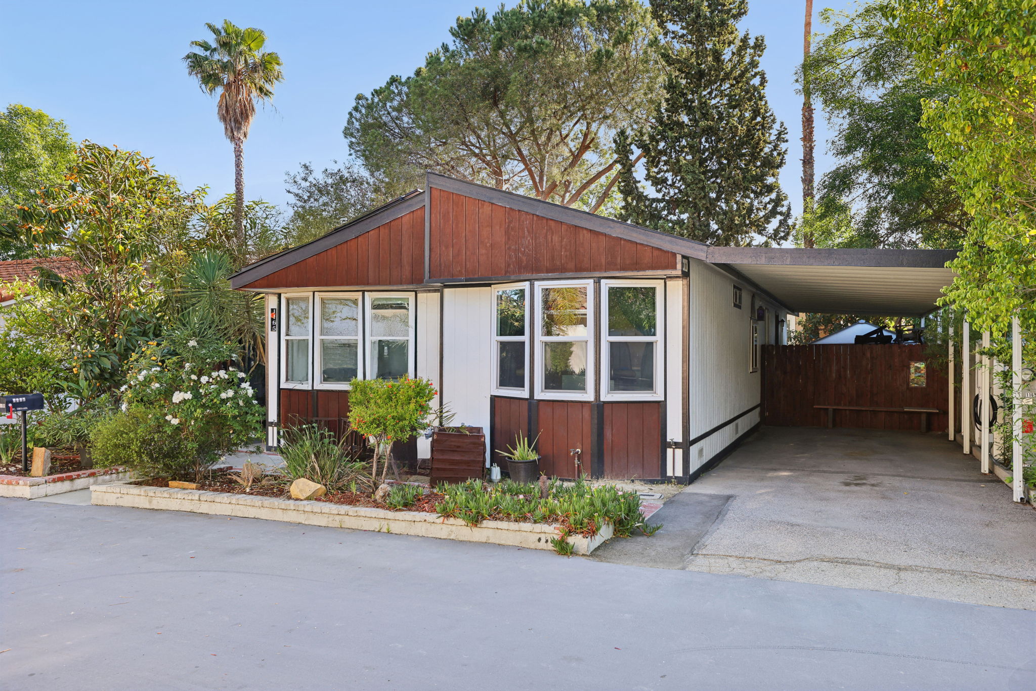 Cherokee, Topanga-002