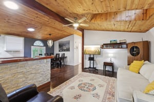 Cherokee, Topanga-010.jpg