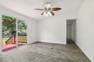 Gilbert St-2106-025.jpg