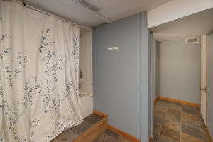 33-Bathroom