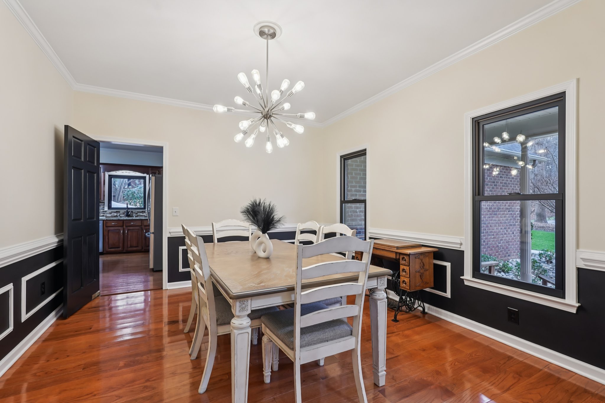 Terrill Ridge Dr-S2301-014.jpg