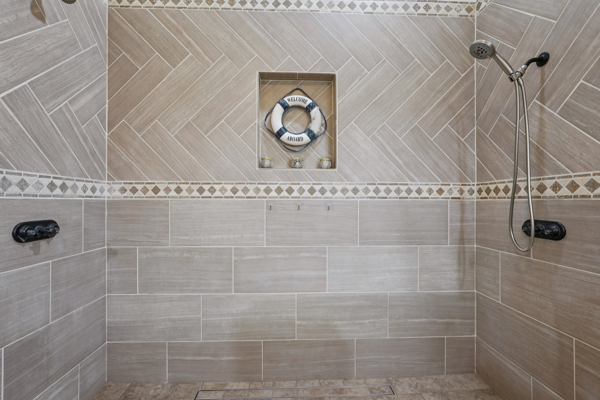 Terrill Ridge Dr-S2301-041.jpg