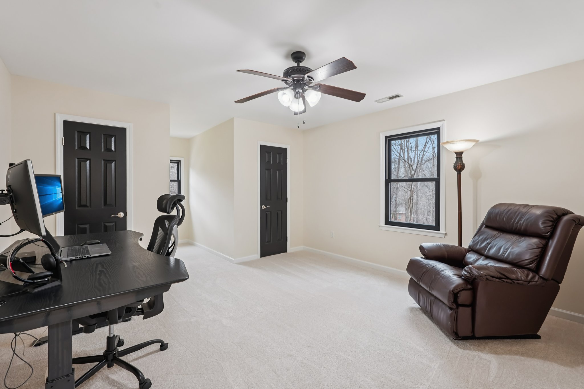 Terrill Ridge Dr-S2301-045.jpg