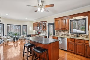 Terrill Ridge Dr-S2301-025.jpg