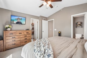 1166- 100th Dr NE unit a-S1605-028.jpg