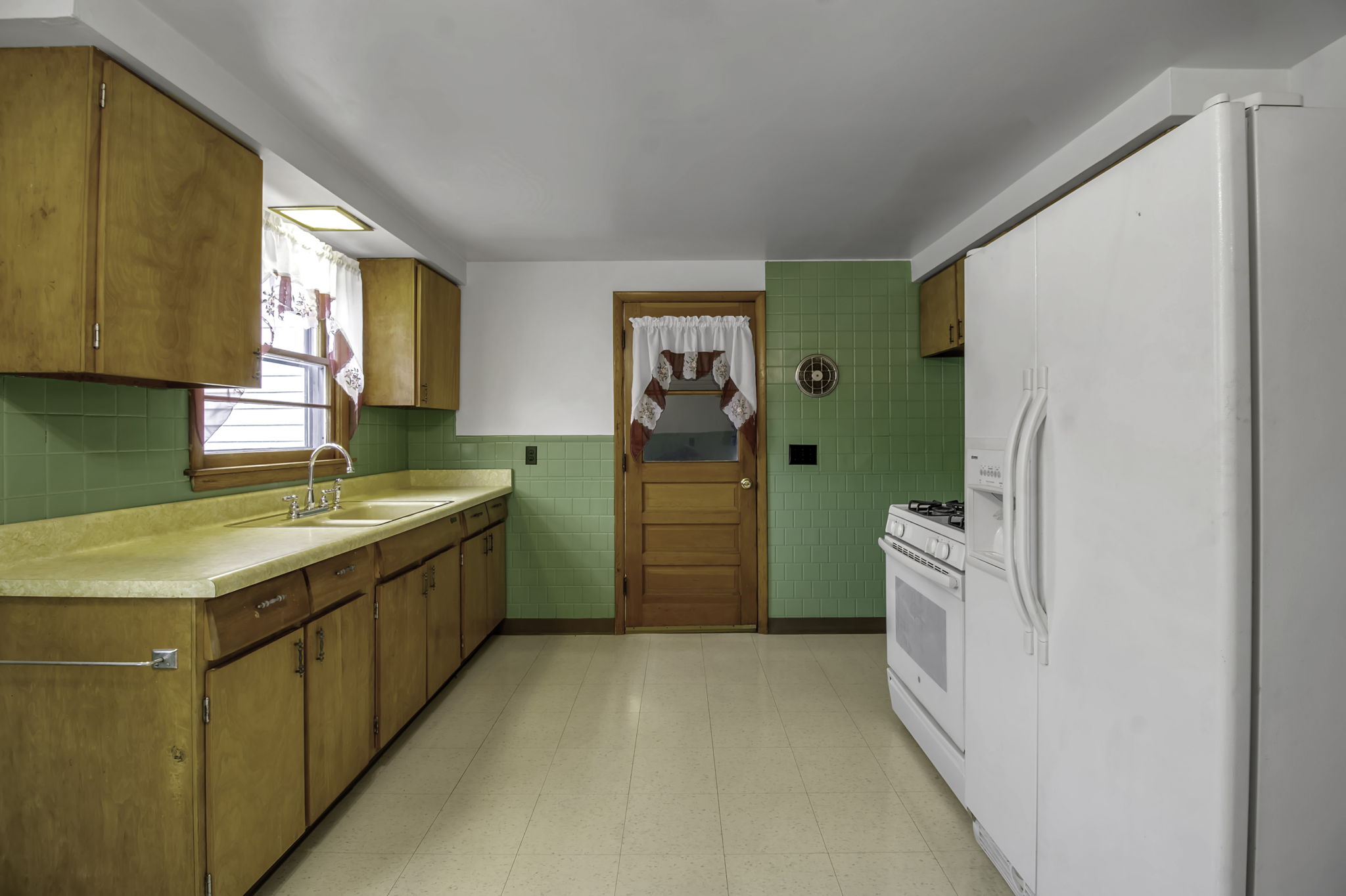  Photo 27