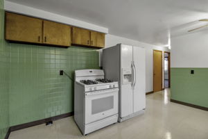  Photo 30