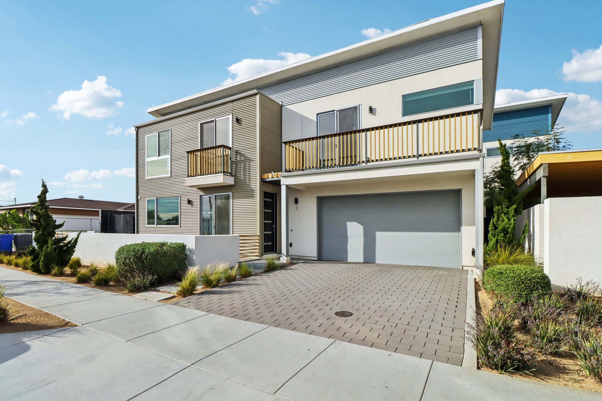 Holly Ave 1-S2502-004.jpg