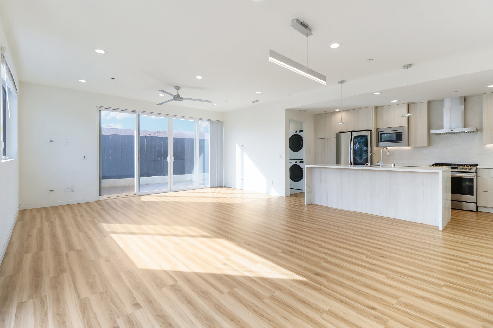 Holly Ave 1-S2502-012.jpg