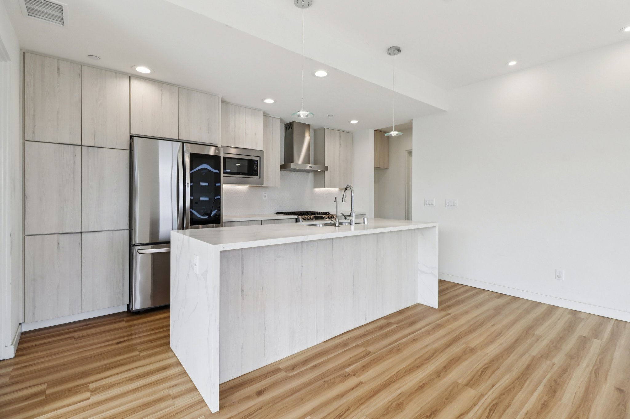 Holly Ave 1-S2502-015.jpg