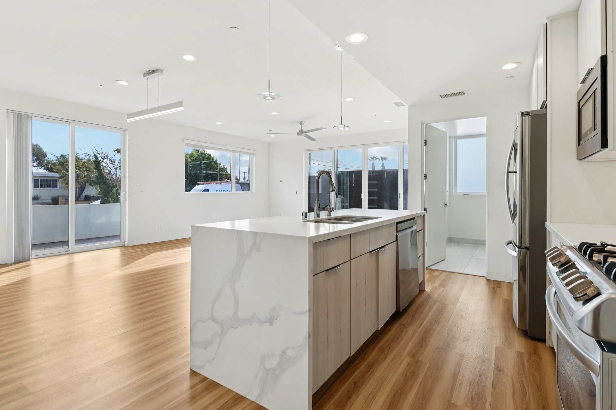 Holly Ave 1-S2502-016.jpg