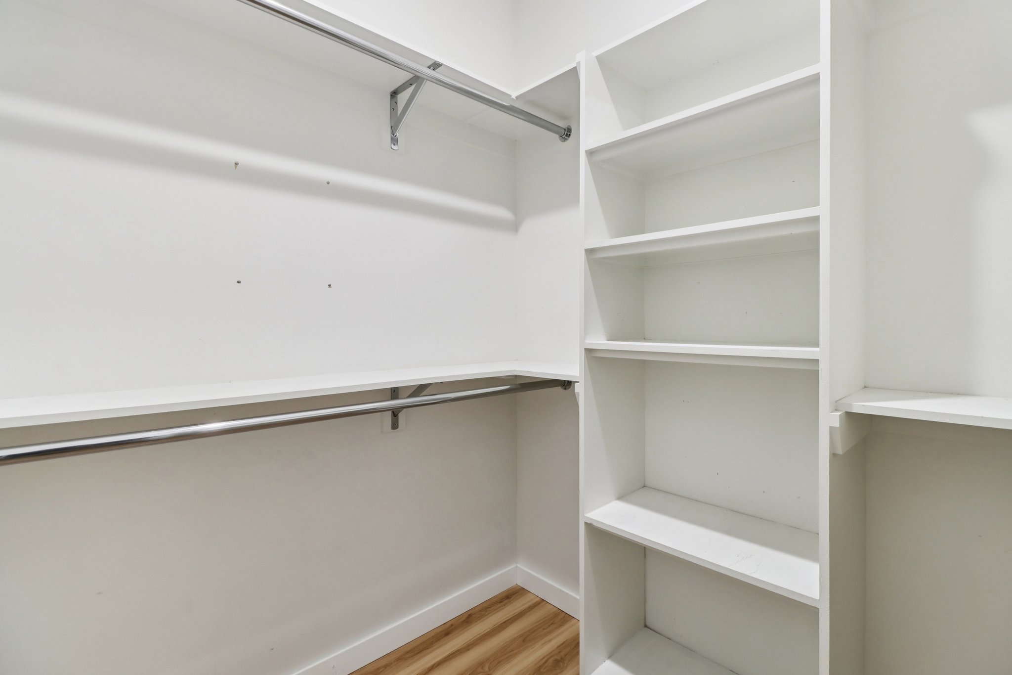 Holly Ave 1-S2502-022.jpg