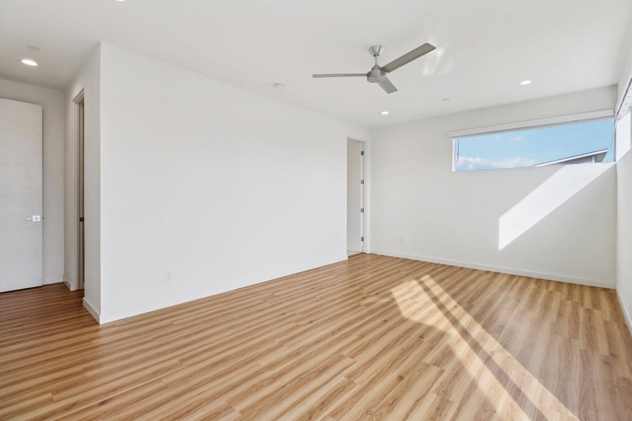 Holly Ave 1-S2502-024.jpg