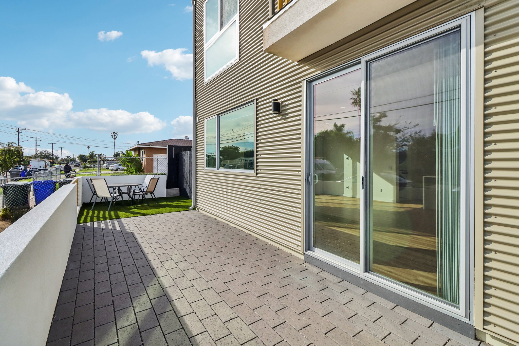 Holly Ave 1-S2502-045.jpg