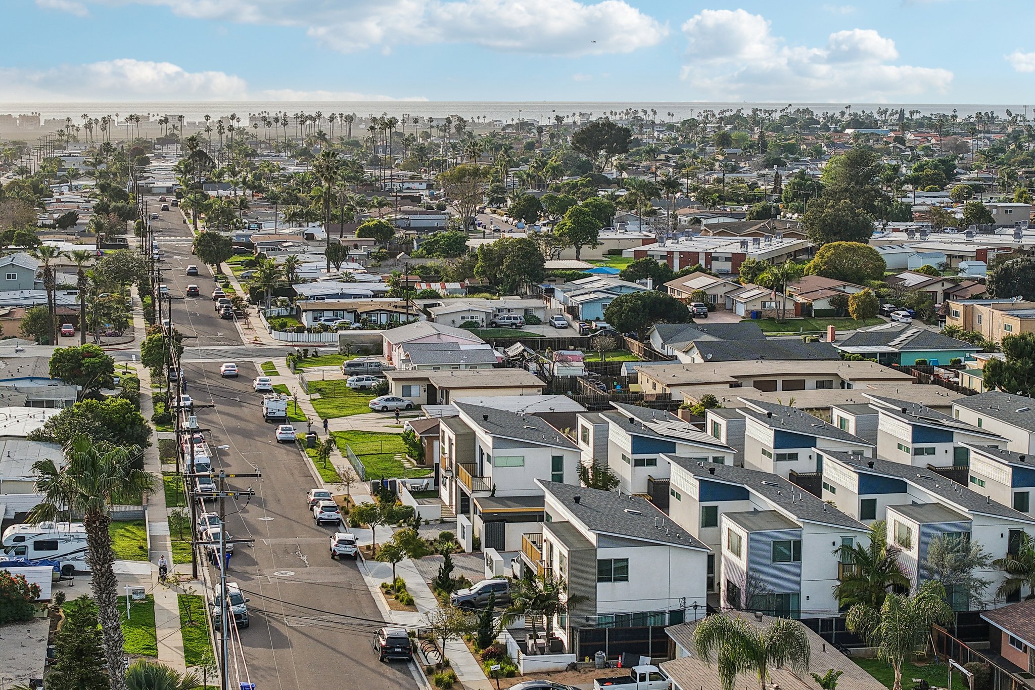 Holly Ave 1-S2502-052.jpg