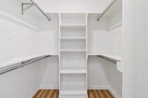 Holly Ave 1-S2502-021.jpg