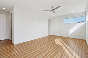 Holly Ave 1-S2502-024.jpg