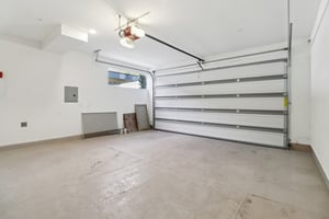 Holly Ave 1-S2502-037.jpg