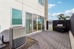 Holly Ave 1-S2502-040.jpg