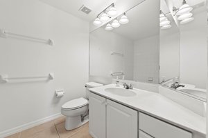Guest Bathroom.jpg