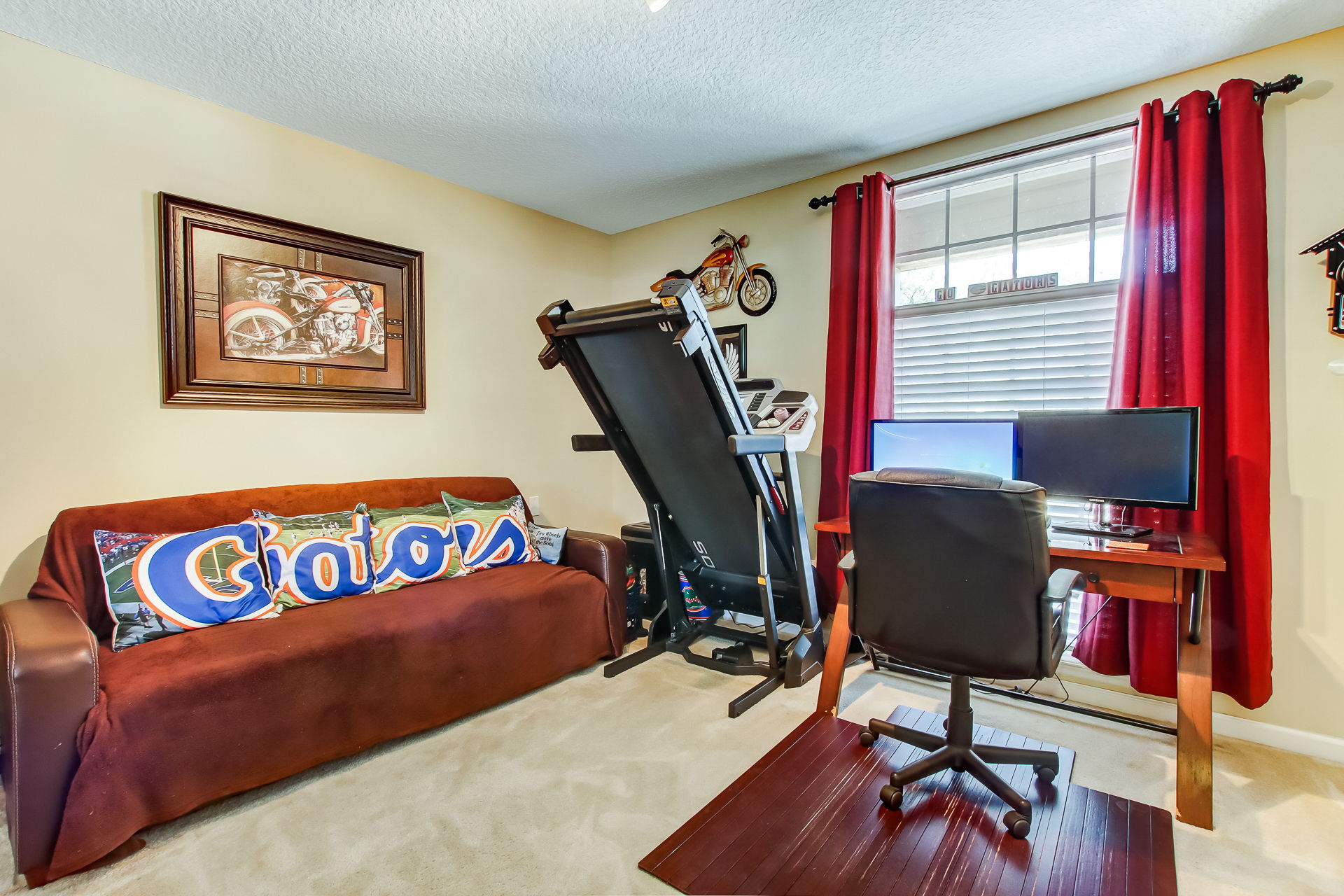 Bedroom/Office