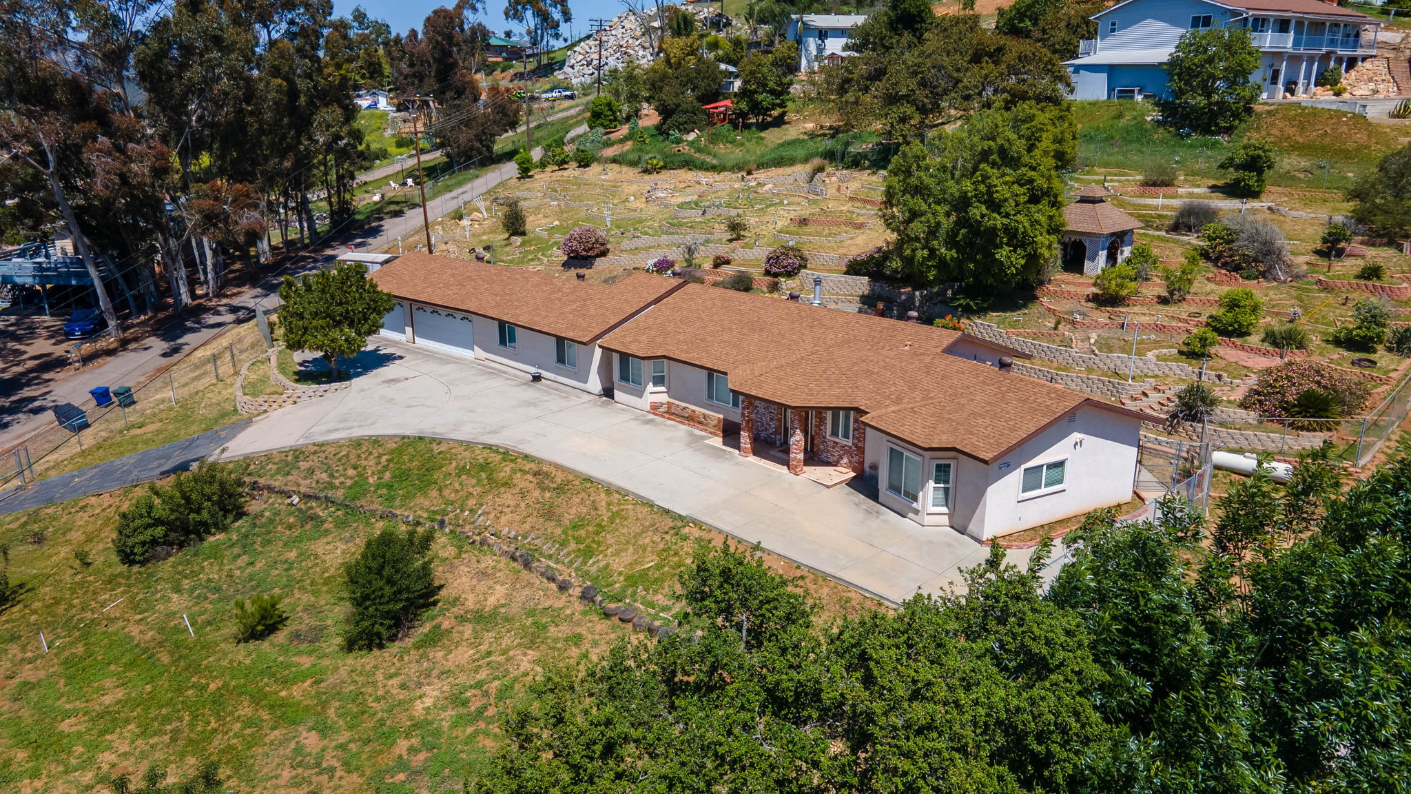 11669 Valle Vista Rd, Lakeside, CA 92040
